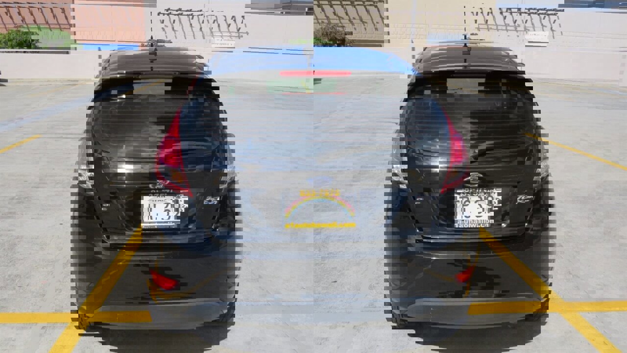 Used 2017 Ford Fiesta SE image 8