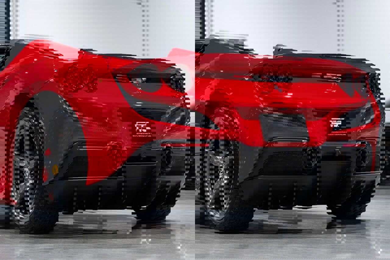 Used 2021 Ferrari F8 Tributo image 19