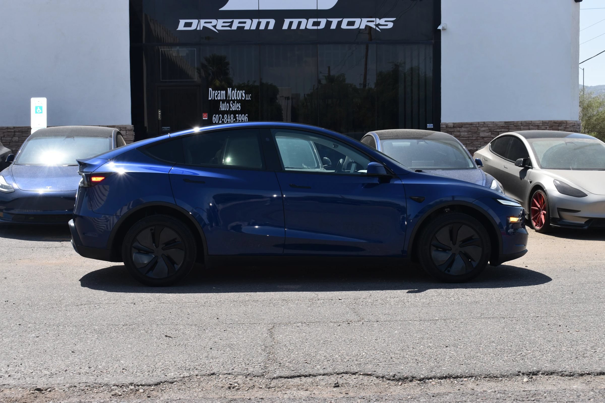 Used 2026 Tesla Model Y Long Range AWD/4WD image 8
