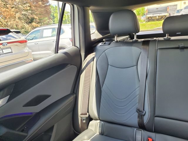 Certified 2025 Volkswagen Tiguan SE R-Line FWD image 14