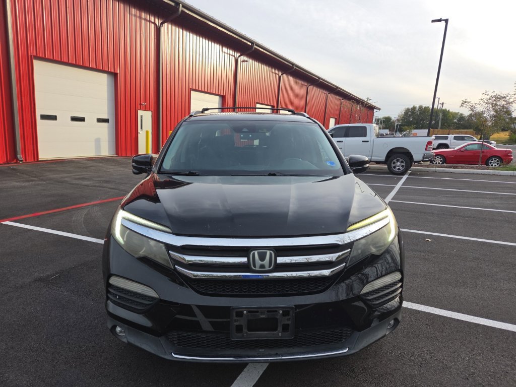 Used 2016 Honda Pilot Touring image 2