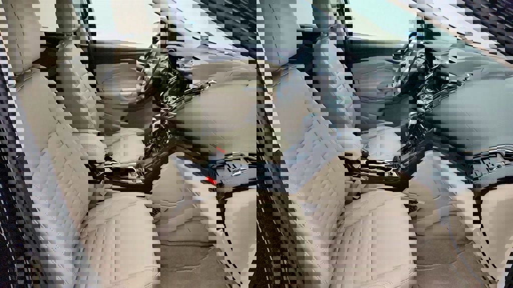 Used 2016 Ford Escape Titanium image 24