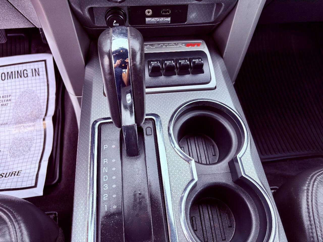 Used 2010 Ford F150 Raptor image 15