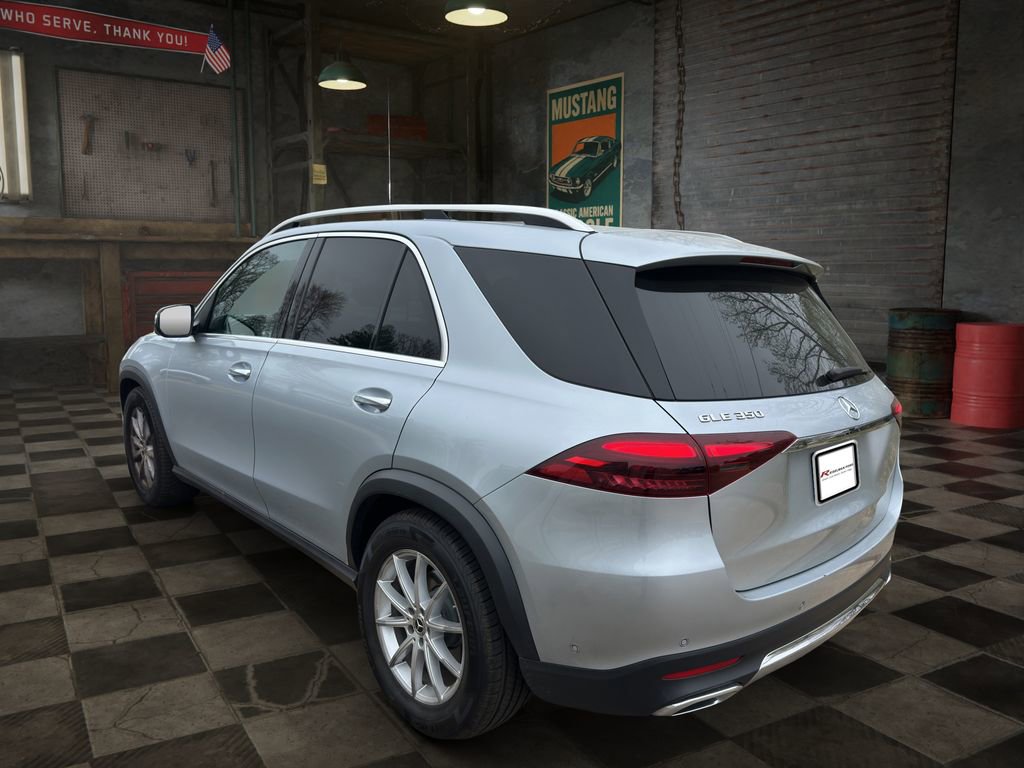 Used 2025 Mercedes-Benz GLE 350 4MATIC image 4