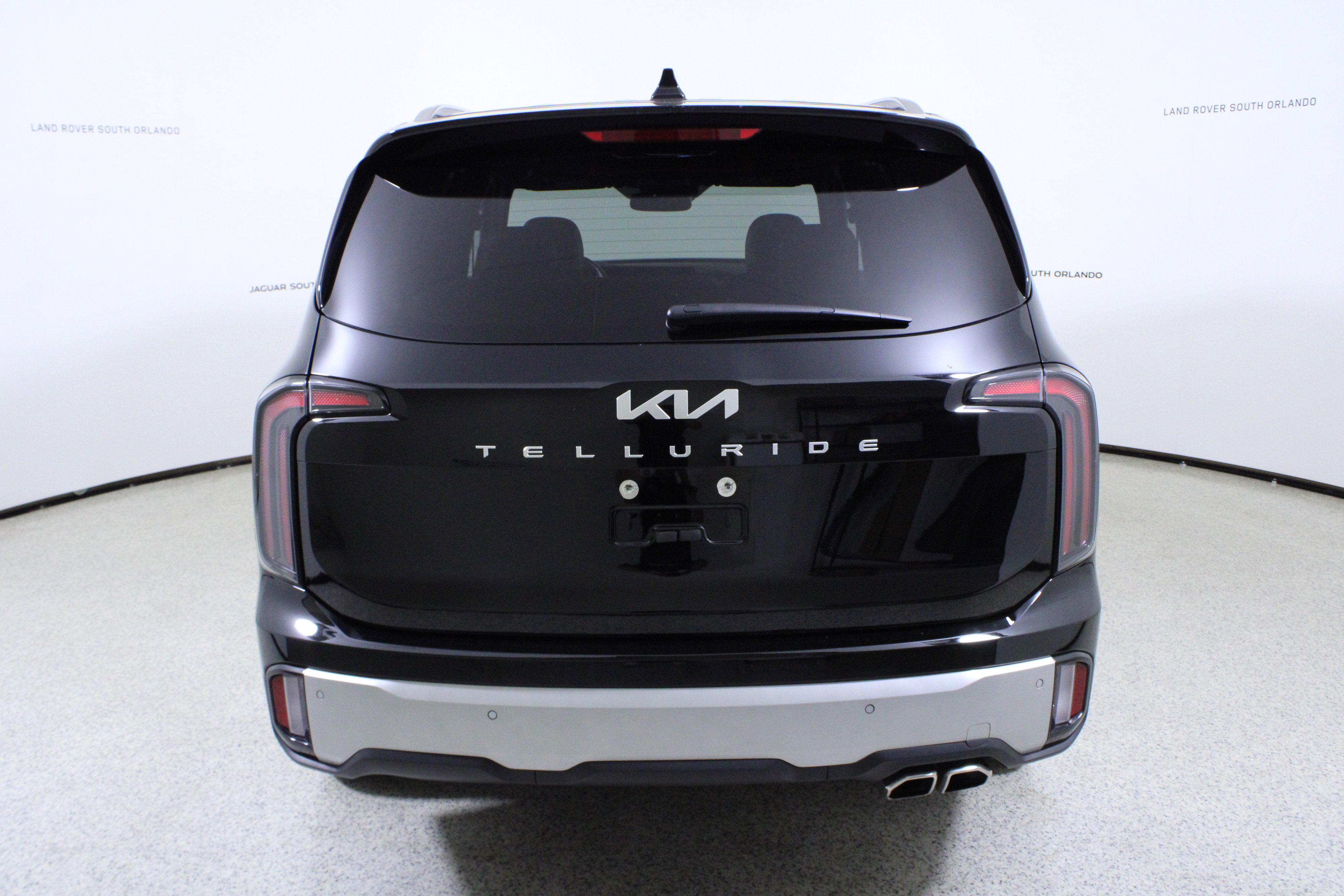 Used 2024 Kia Telluride SX FWD image 6