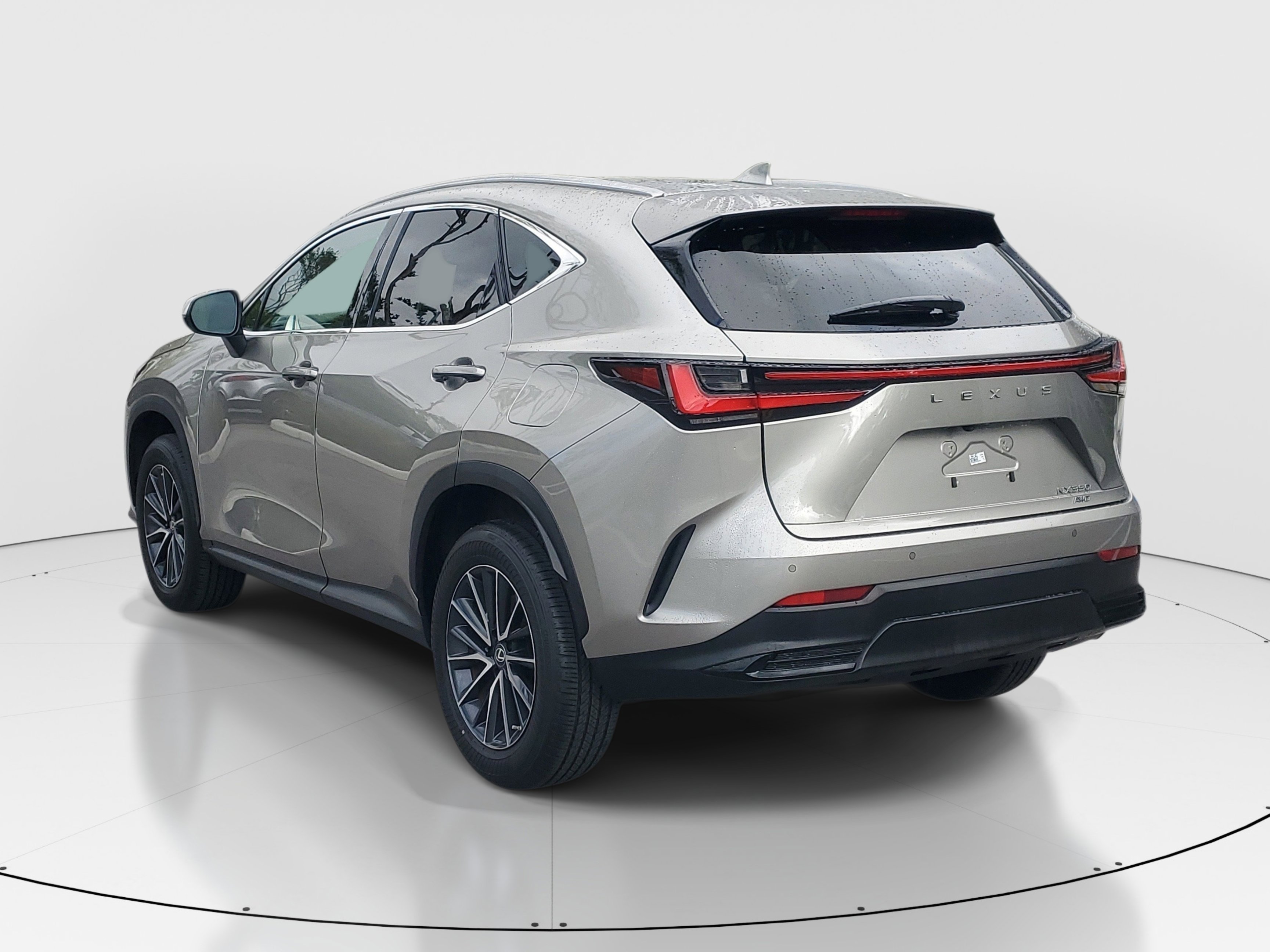 Used 2023 Lexus NX 350 AWD image 5