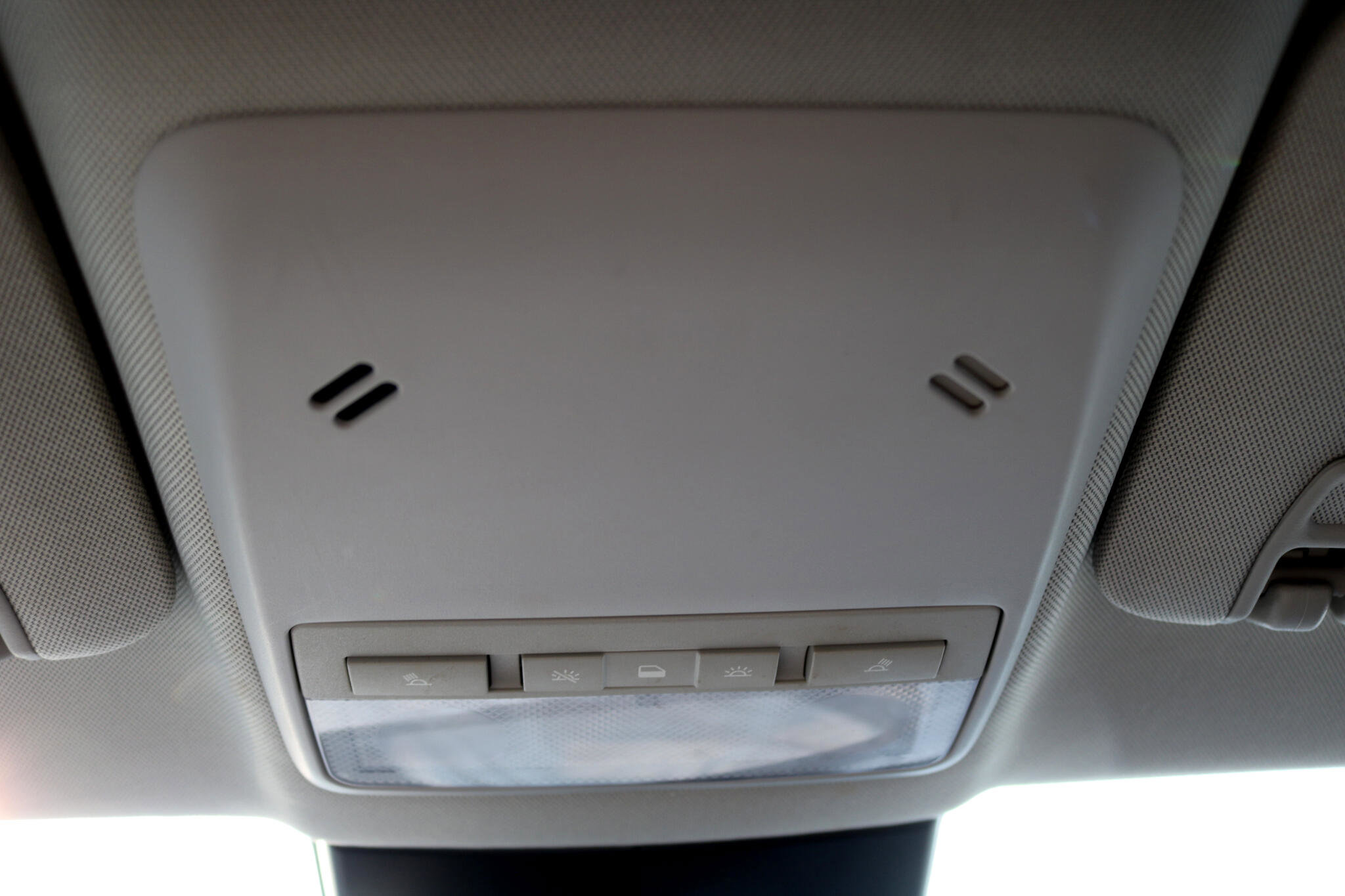 Used 2019 Buick Encore Preferred w/ Safety Package image 28