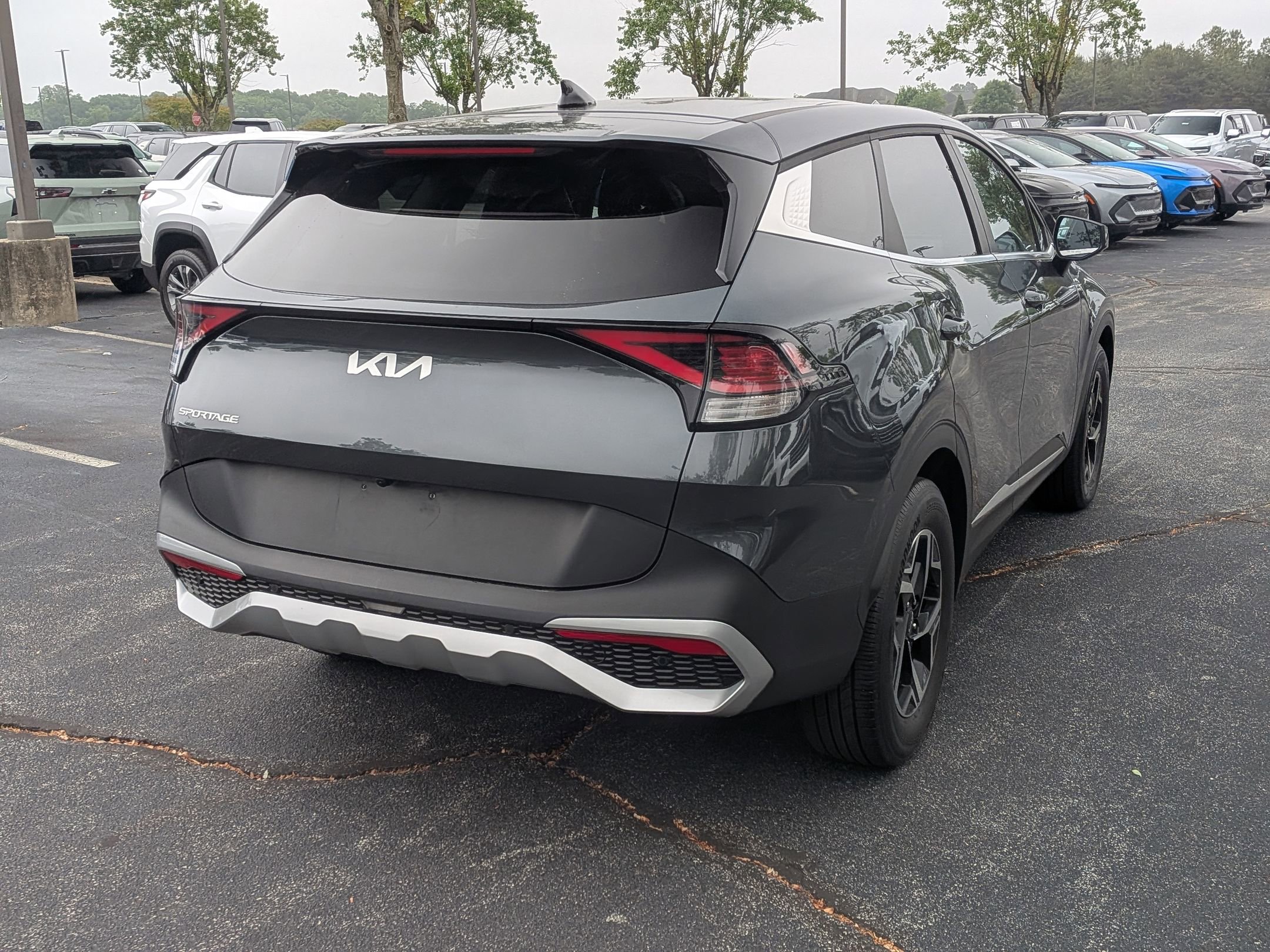 Used 2024 Kia Sportage LX FWD image 9