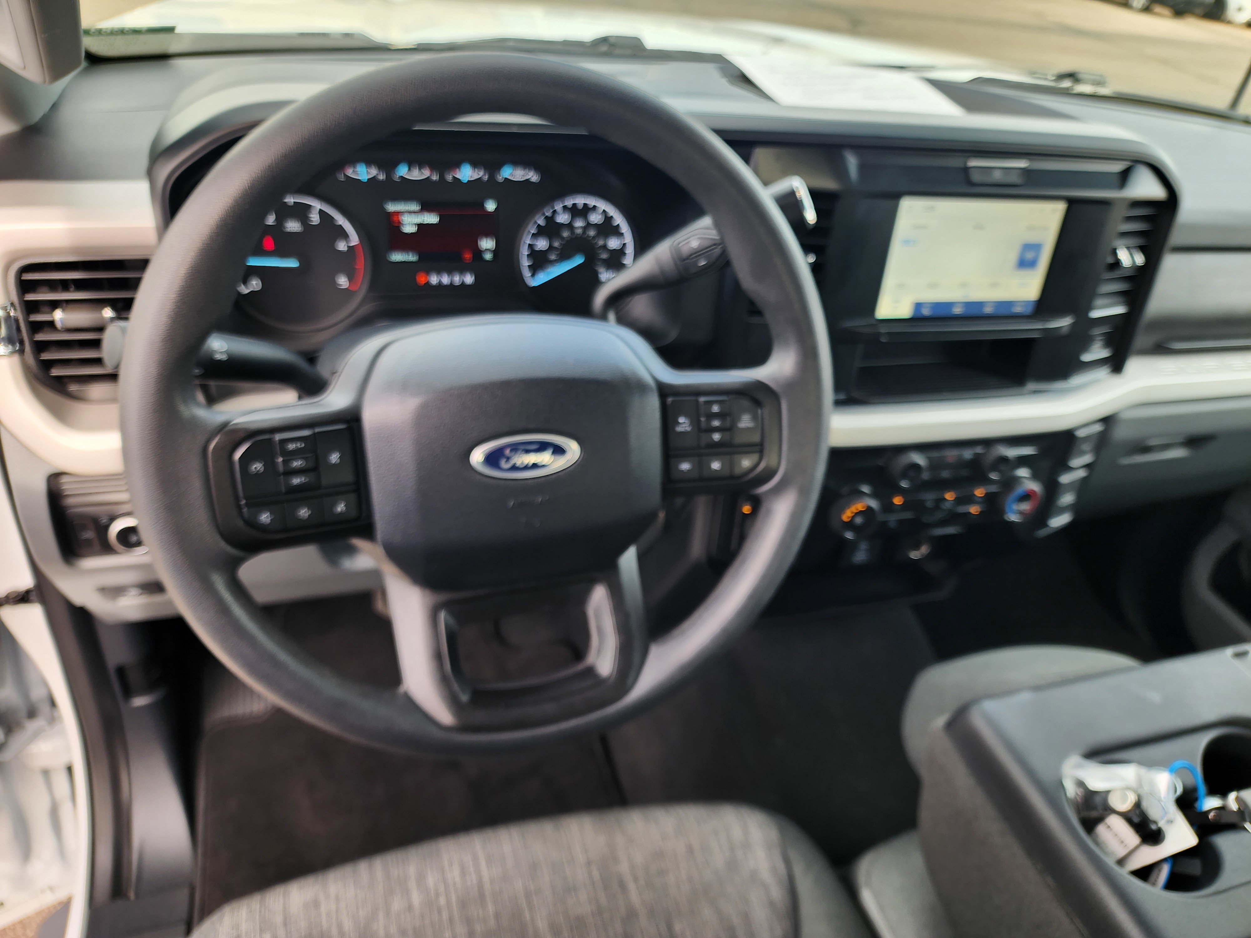 Used 2026 Ford F350 XLT AWD/4WD image 2
