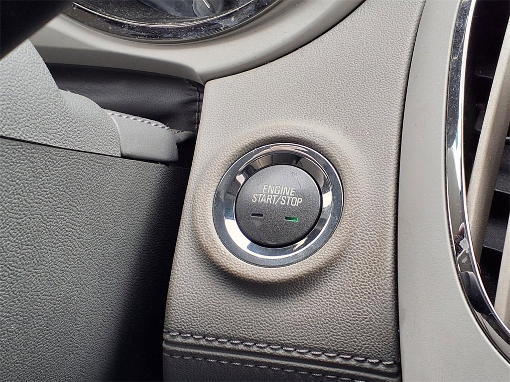 Used 2011 Buick LaCrosse CXS image 17