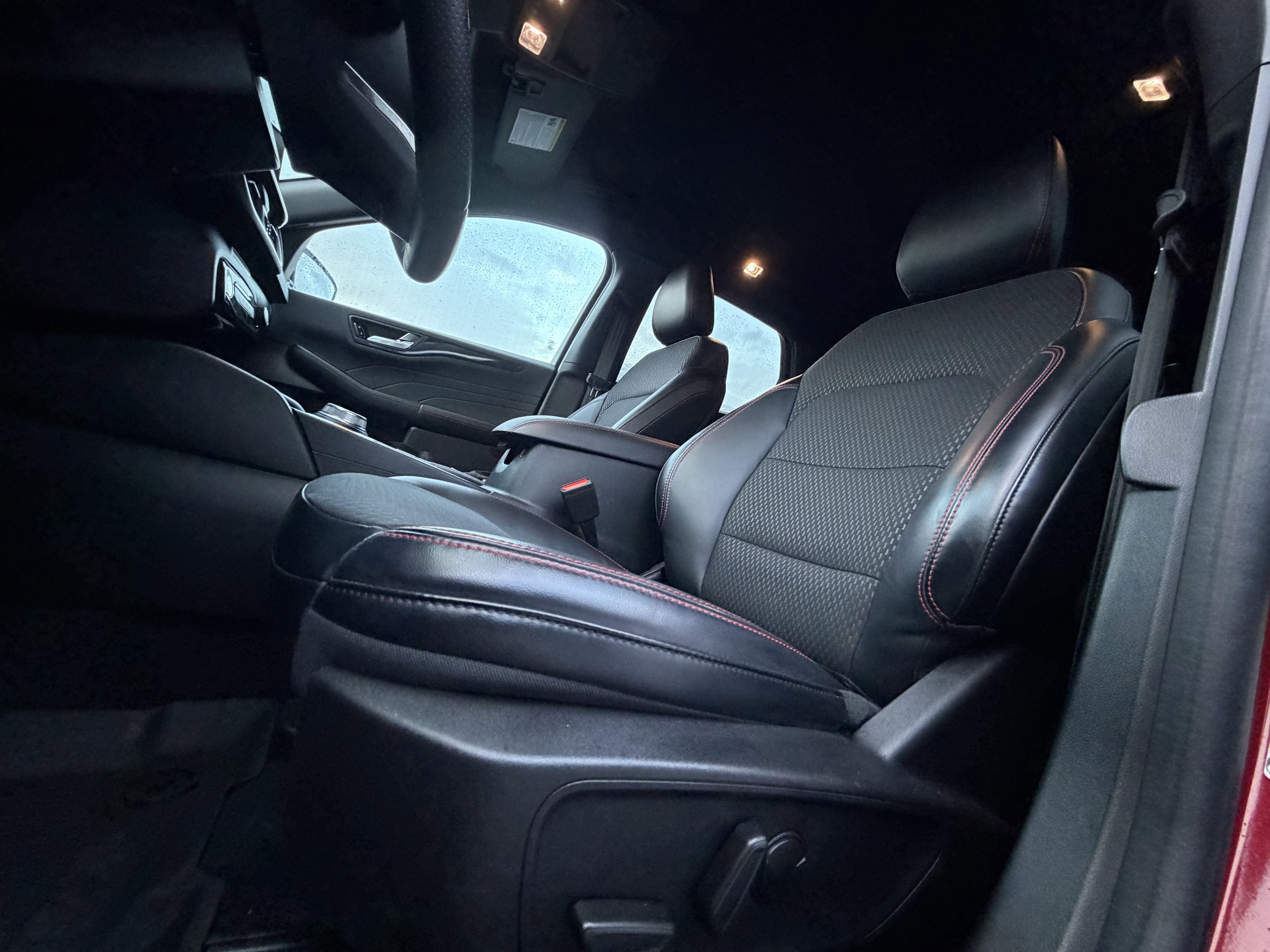 Used 2023 Ford Escape ST-Line Select w/ Tech Pack #2 image 24