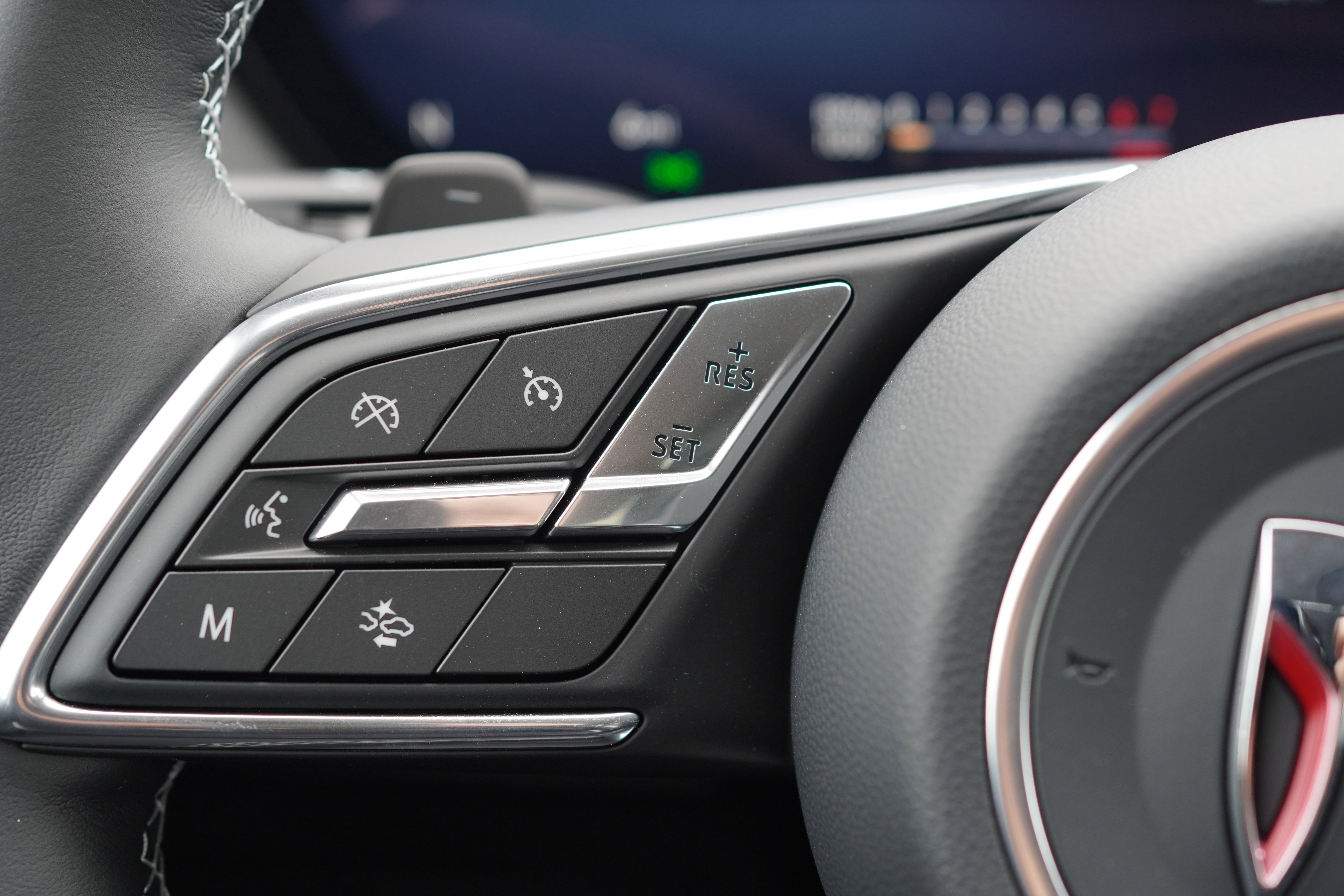 New 2025 Buick Envision Sport Touring image 37