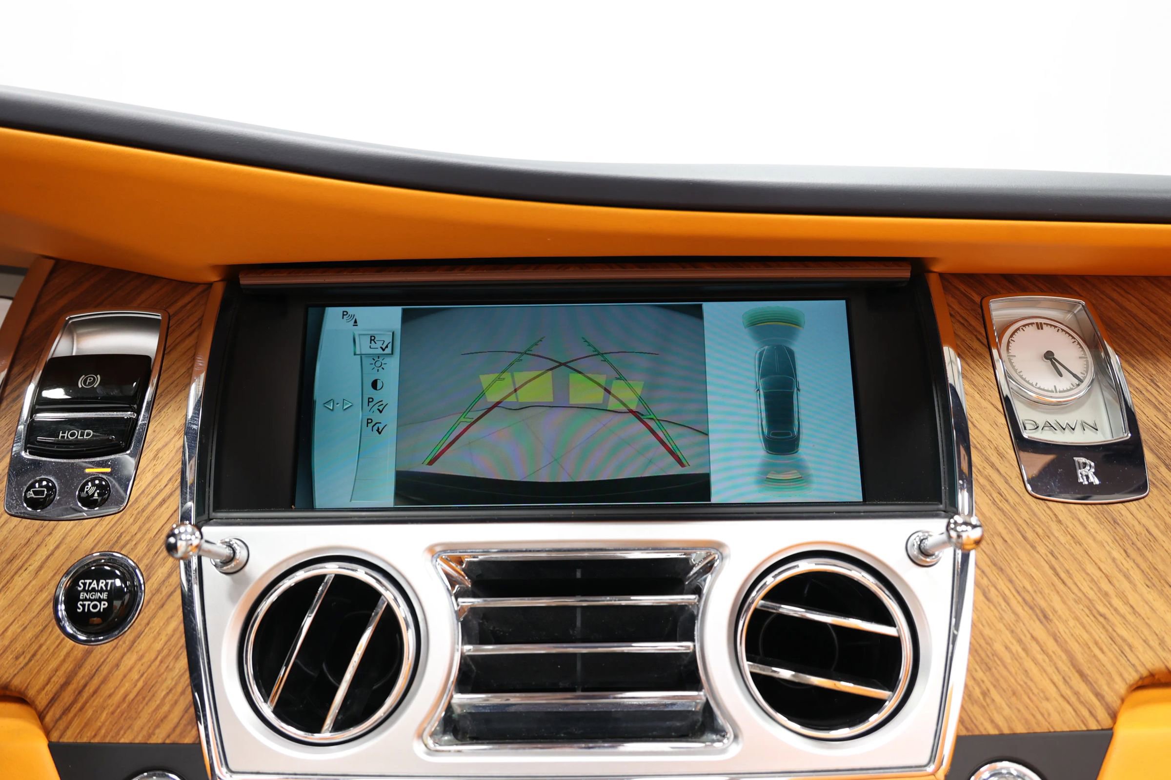 Used 2016 Rolls-Royce Dawn image 29