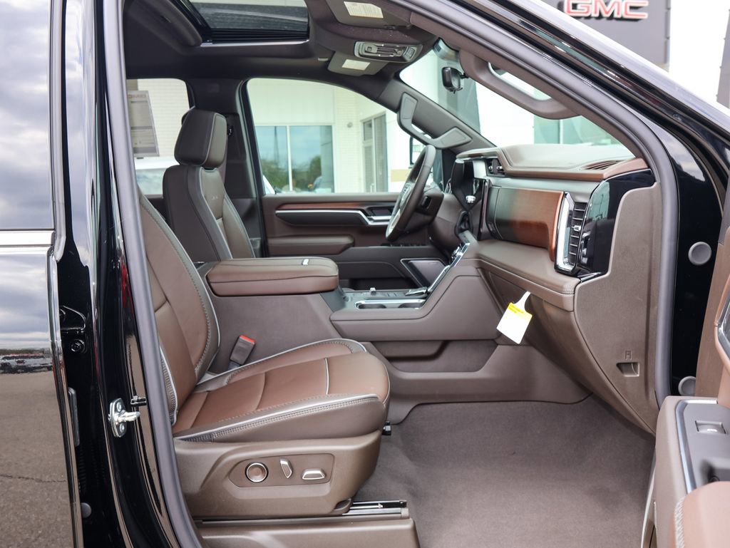 New 2026 GMC Sierra 2500 Denali w/ Denali Reserve Package AWD/4WD image 35