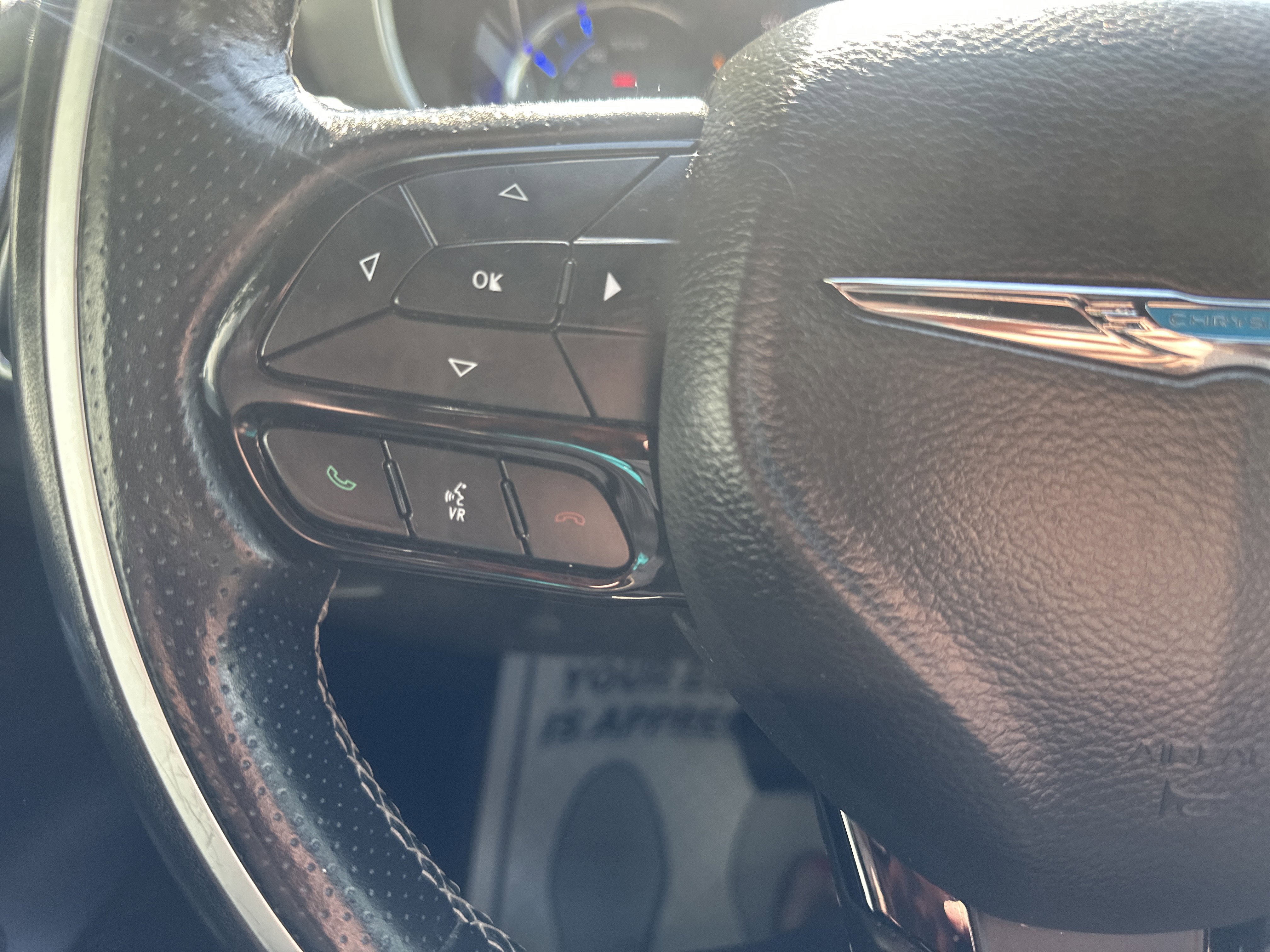 Used 2020 Chrysler Pacifica Limited w/ Advanced Safetytec Group image 19