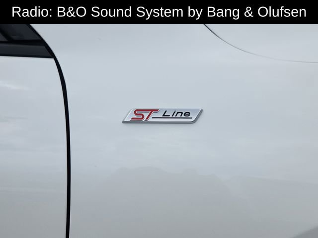 Used 2025 Ford Escape ST-Line Elite w/ Premium Technology Package image 15