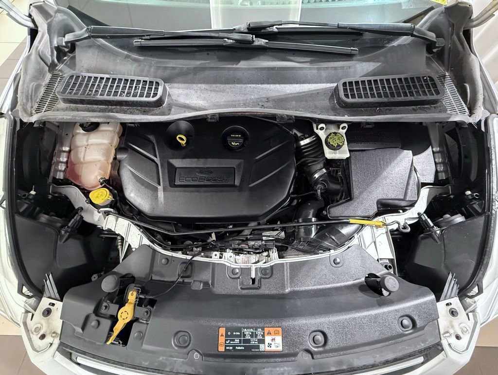 Used 2015 Ford Escape Titanium image 10