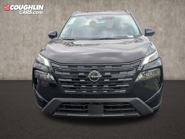 New 2026 Nissan Rogue Dark Armor AWD/4WD image 2