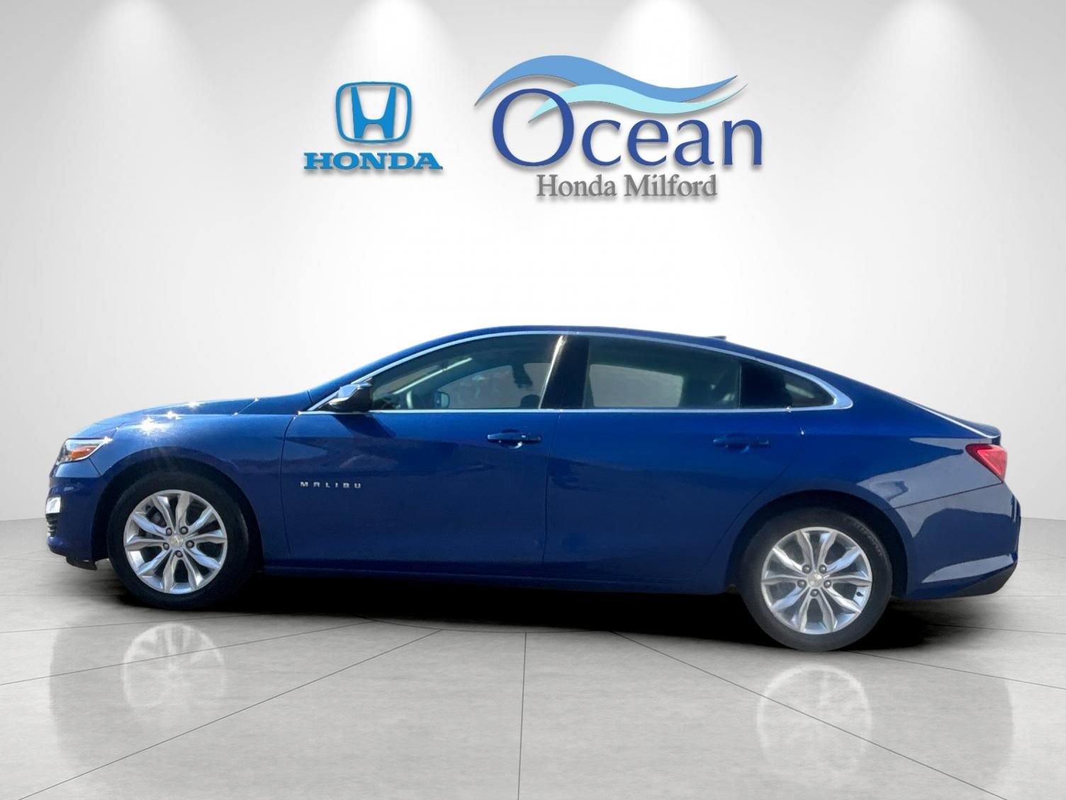 Used 2023 Chevrolet Malibu LT FWD image 6