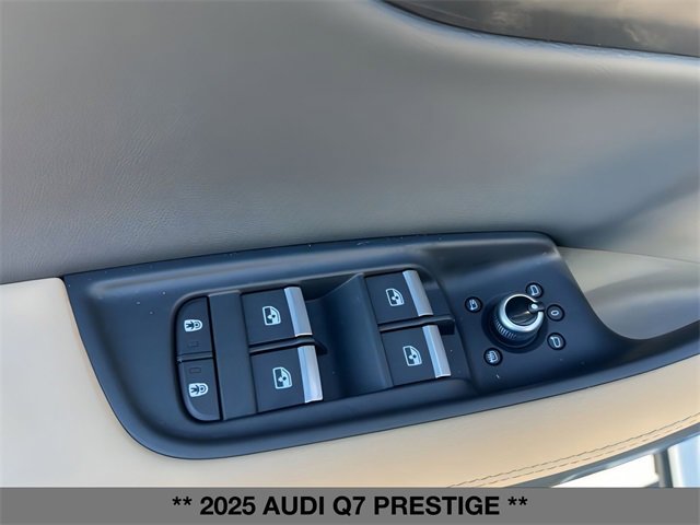 New 2025 Audi Q7 3.0T Prestige image 18