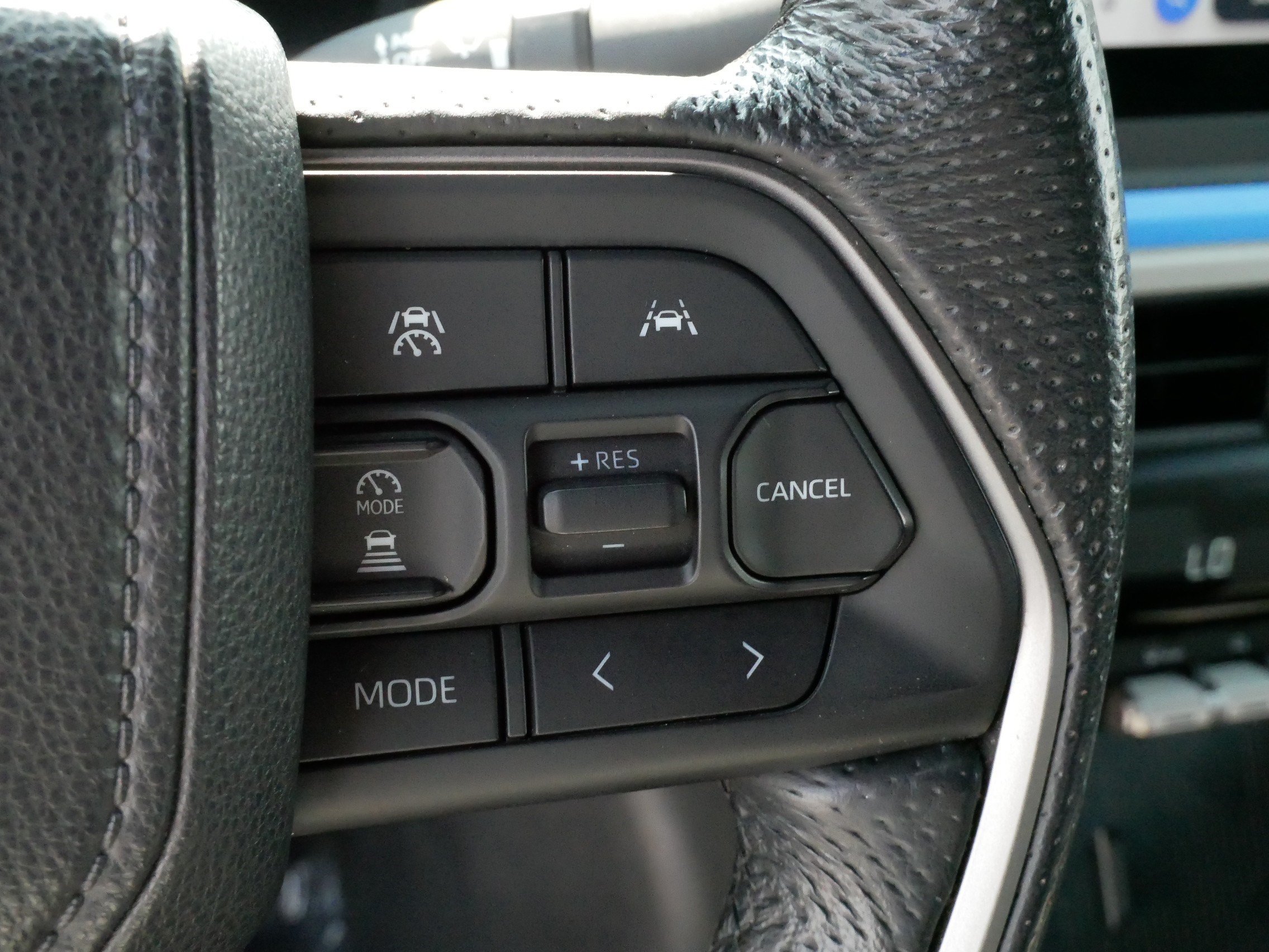 Used 2024 Toyota Tacoma TRD Off-Road AWD/4WD image 23