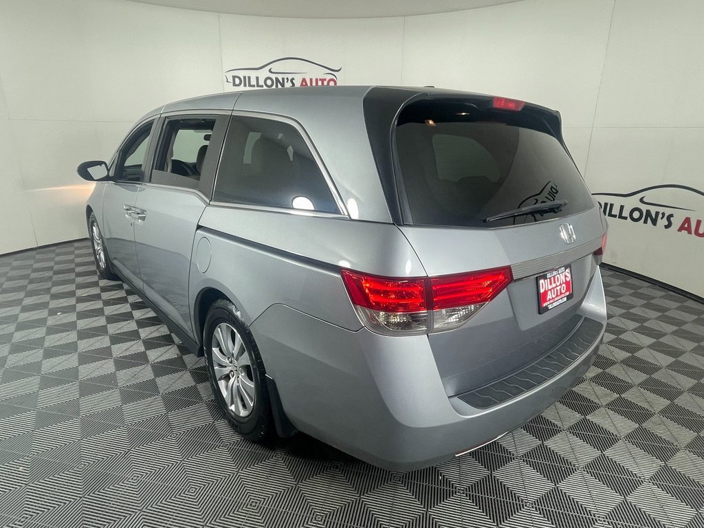 Used 2016 Honda Odyssey SE image 4