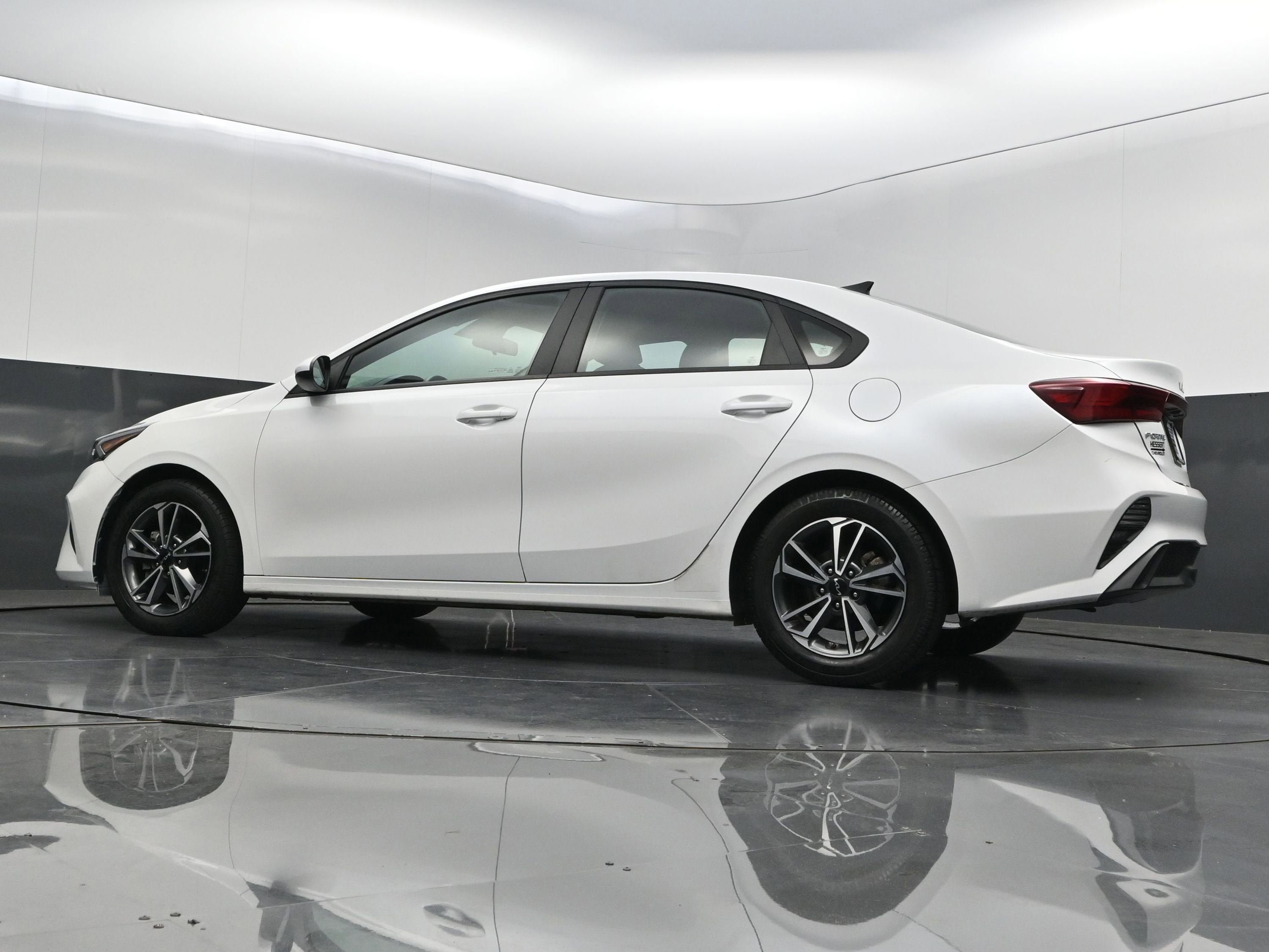 Used 2023 Kia Forte LXS FWD image 35