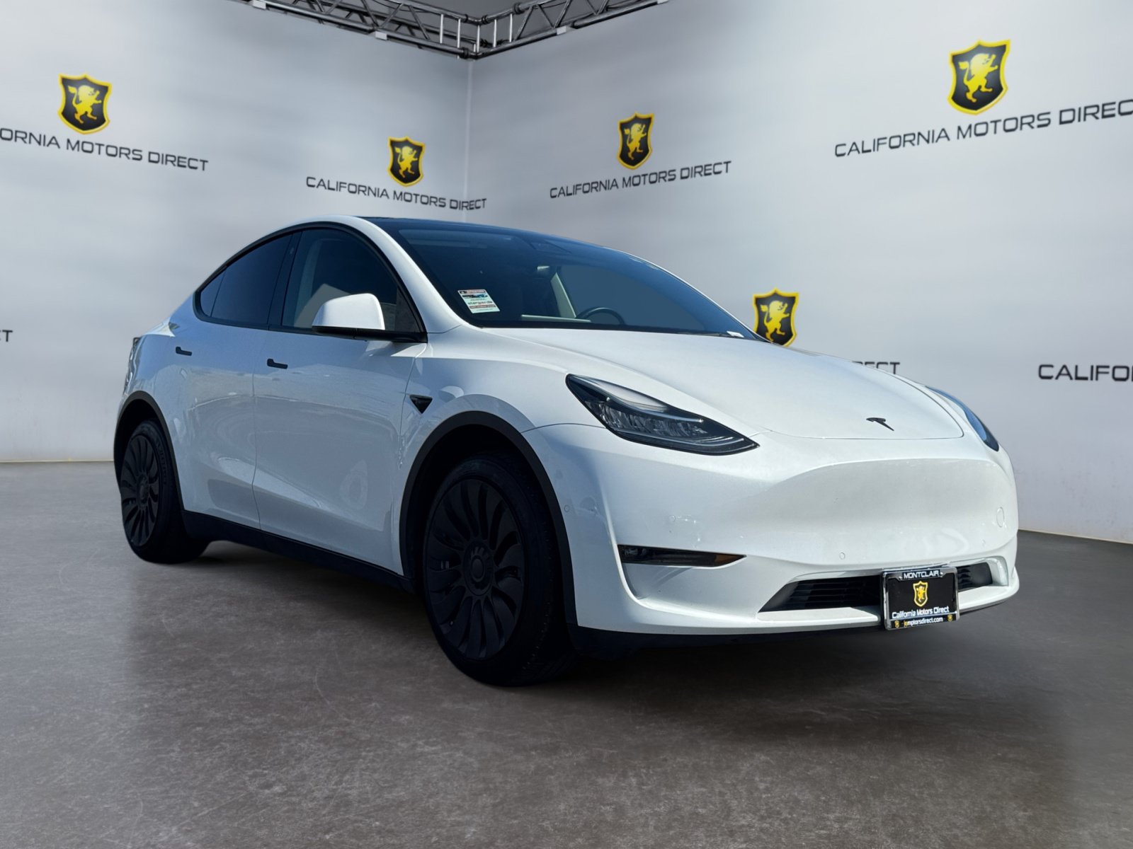 Used 2022 Tesla Model Y Long Range AWD/4WD image 7