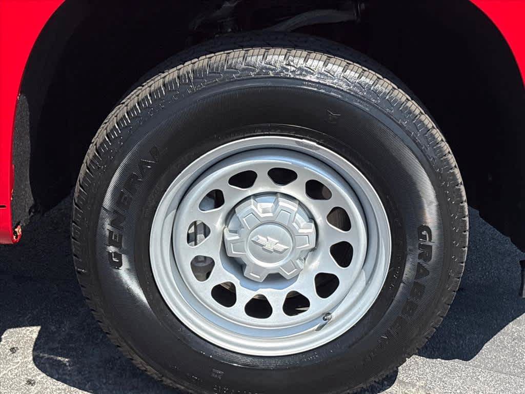 Used 2019 Chevrolet Silverado 1500 W/T w/ WT Appearance Package AWD/4WD image 31