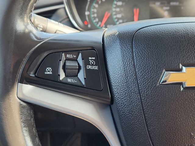 Used 2019 Chevrolet Trax LT w/ LT Convenience Package FWD image 36