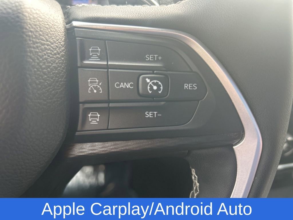 Used 2024 Jeep Grand Cherokee Altitude image 13