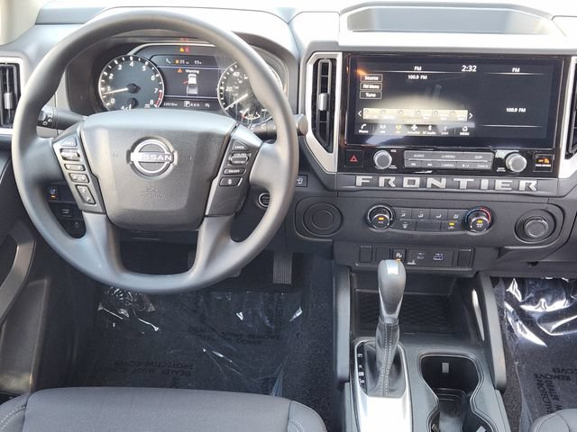 Used 2025 Nissan Frontier SV RWD image 27