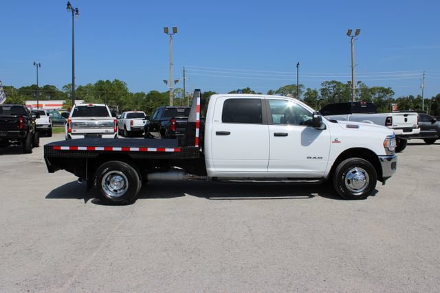 Used 2024 RAM 3500 SLT w/ Quick Order Package 2YG SLT AWD/4WD image 12