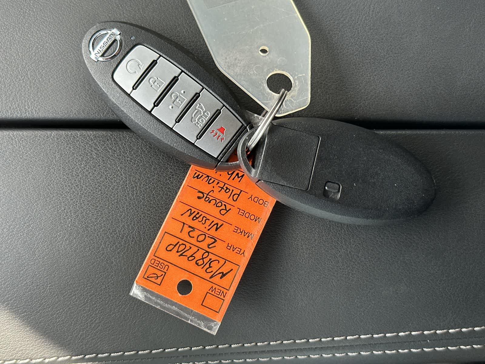 Used 2021 Nissan Rogue Platinum AWD/4WD image 24