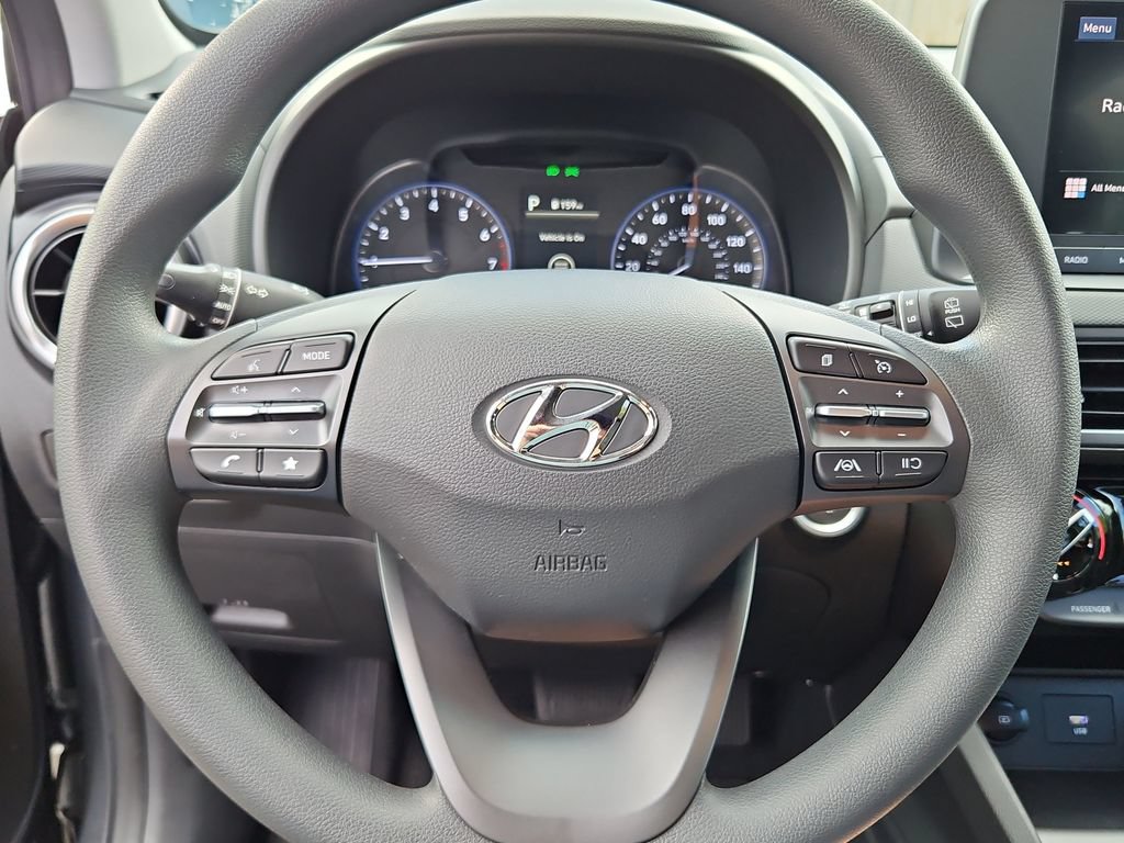 Used 2023 Hyundai Kona SEL w/ Cargo Package FWD image 8