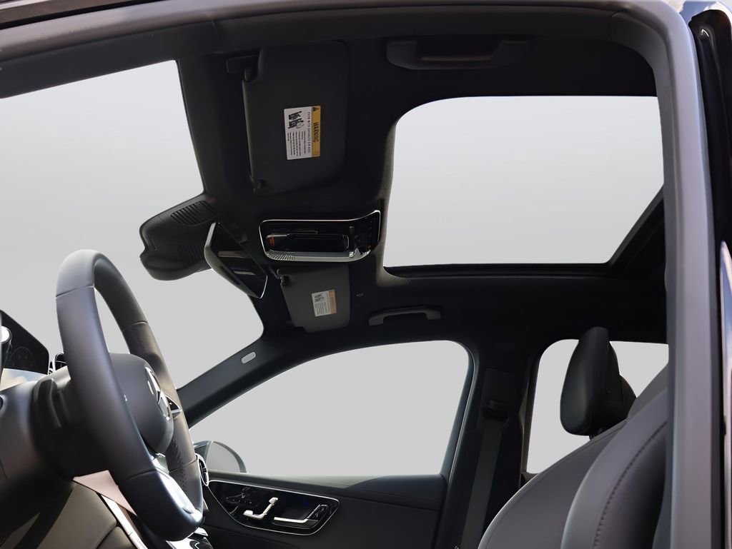 Certified 2025 Mercedes-Benz GLC 300 4MATIC image 38