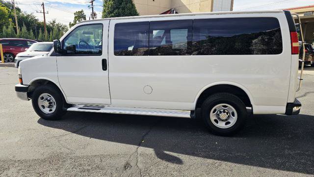 Used 2015 Chevrolet Express 3500 LT w/ LT Preferred Equipment Group RWD image 7