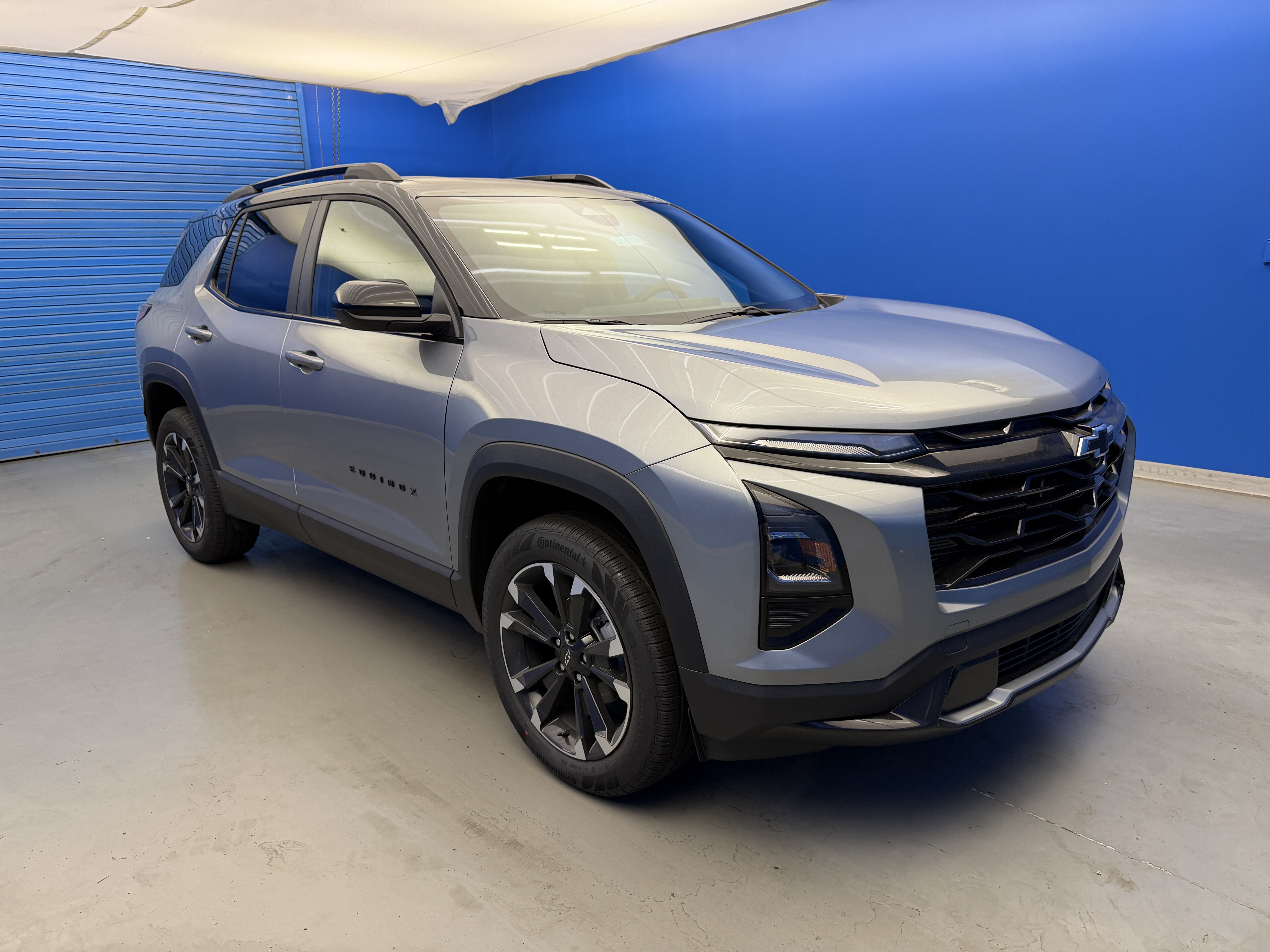 New 2027 Chevrolet Equinox RS w/ LPO, Floor Liner Package AWD/4WD image 2