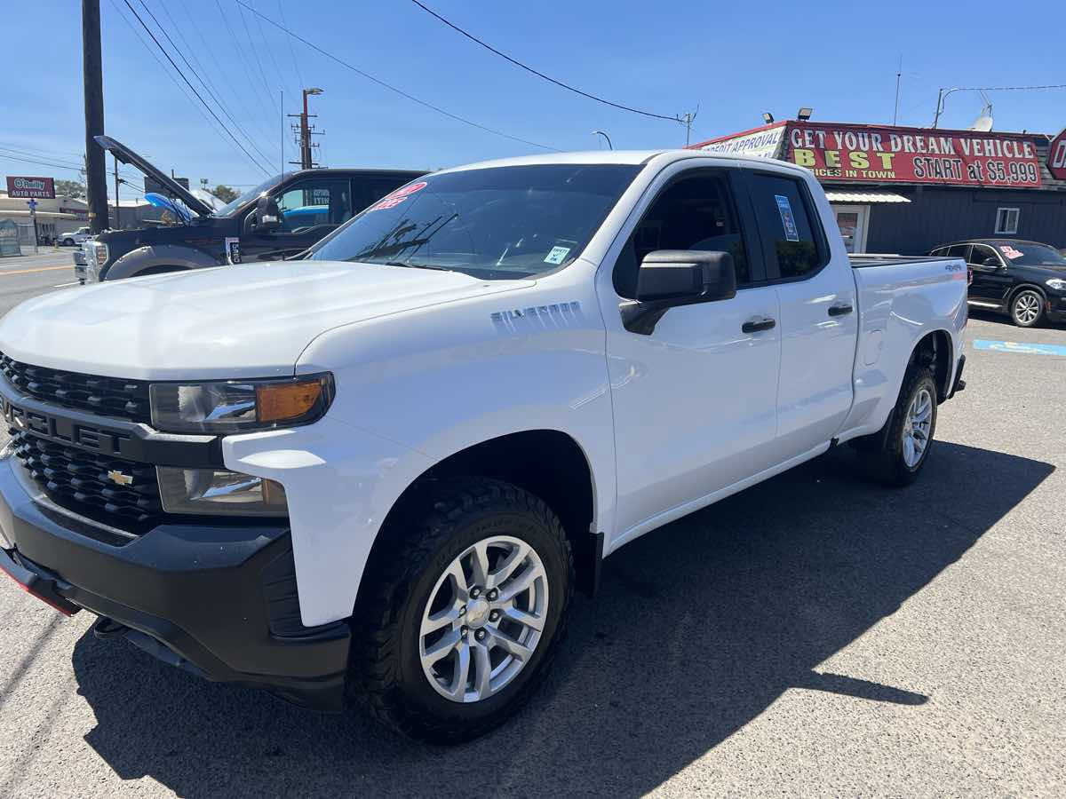 Used 2021 Chevrolet Silverado 1500 W/T w/ WT Fleet Convenience Package AWD/4WD image 3