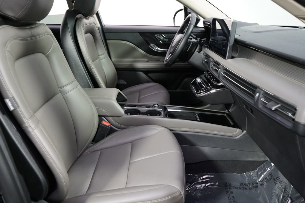 New 2026 Lincoln Corsair Premiere AWD/4WD image 16