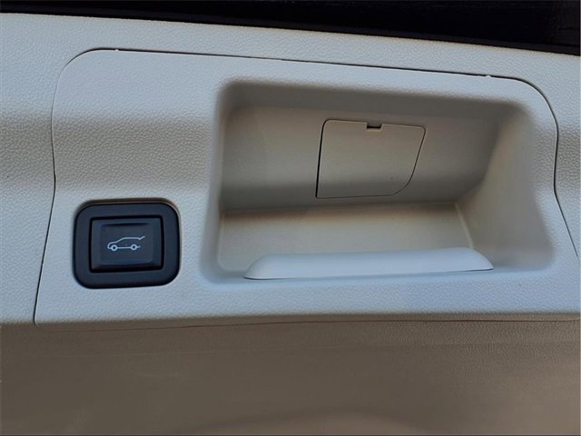 Certified 2023 GMC Acadia Denali w/ Black Diamond Edition image 28