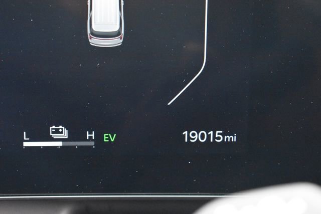 Certified 2025 Kia Carnival SX Prestige image 30
