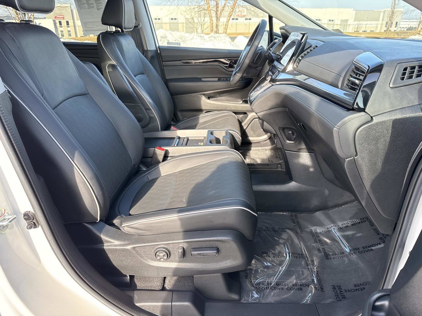 Used 2023 Honda Odyssey Elite image 20