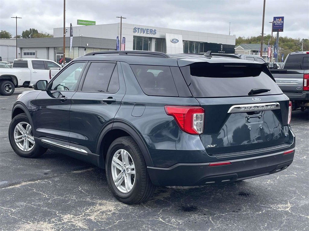 Used 2024 Ford Explorer XLT image 5