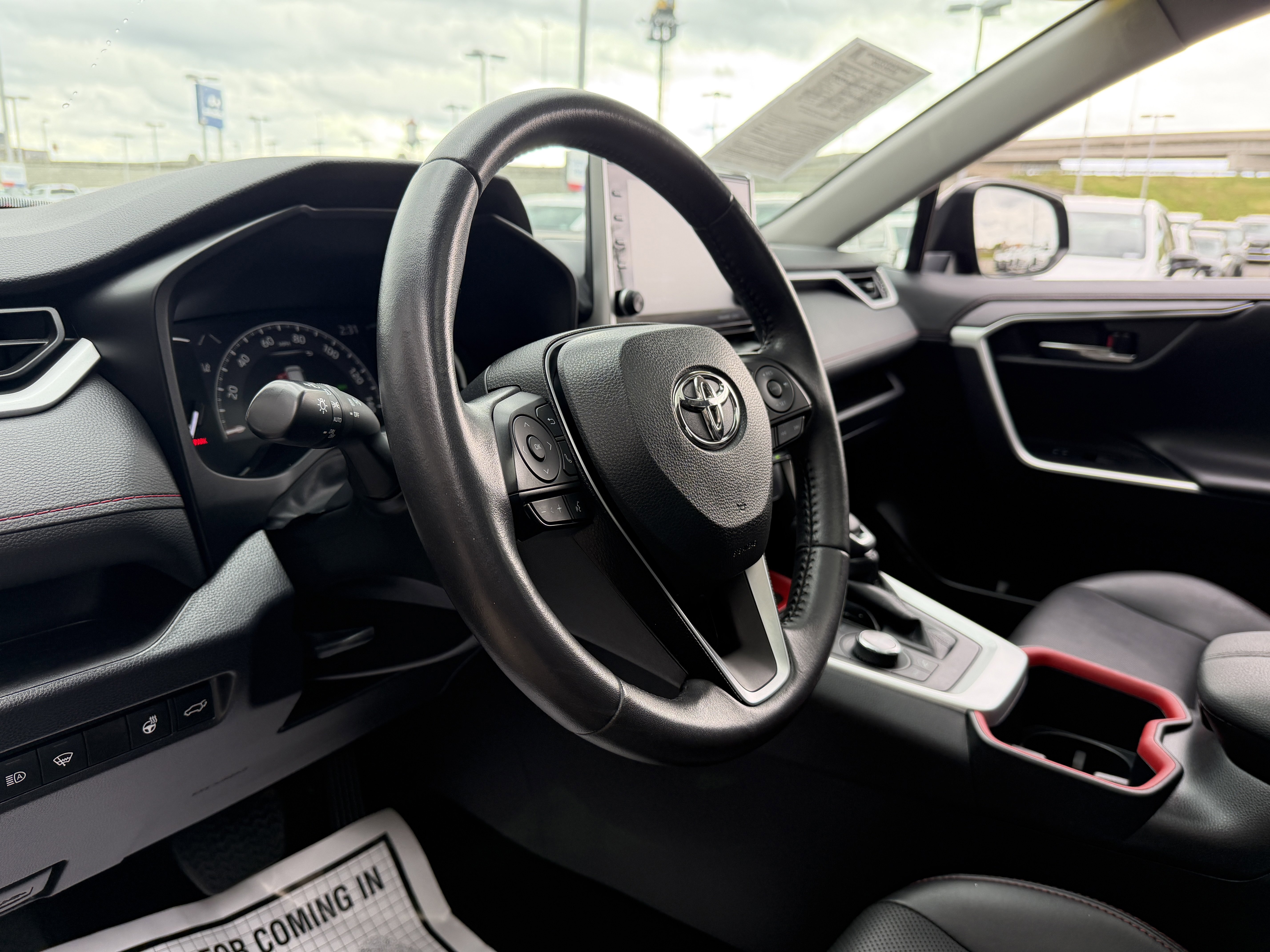 Used 2022 Toyota RAV4 TRD Off-Road image 32