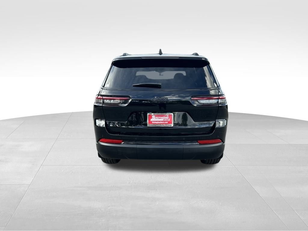 New 2025 Jeep Grand Cherokee L Limited w/ Black Appearance Package image 5
