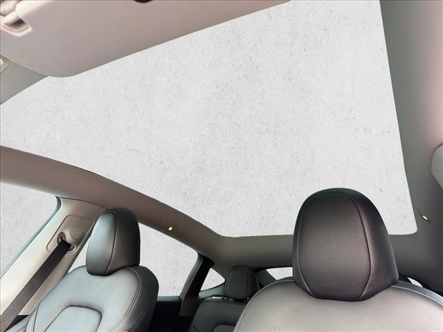 Used 2023 Tesla Model Y Long Range image 22