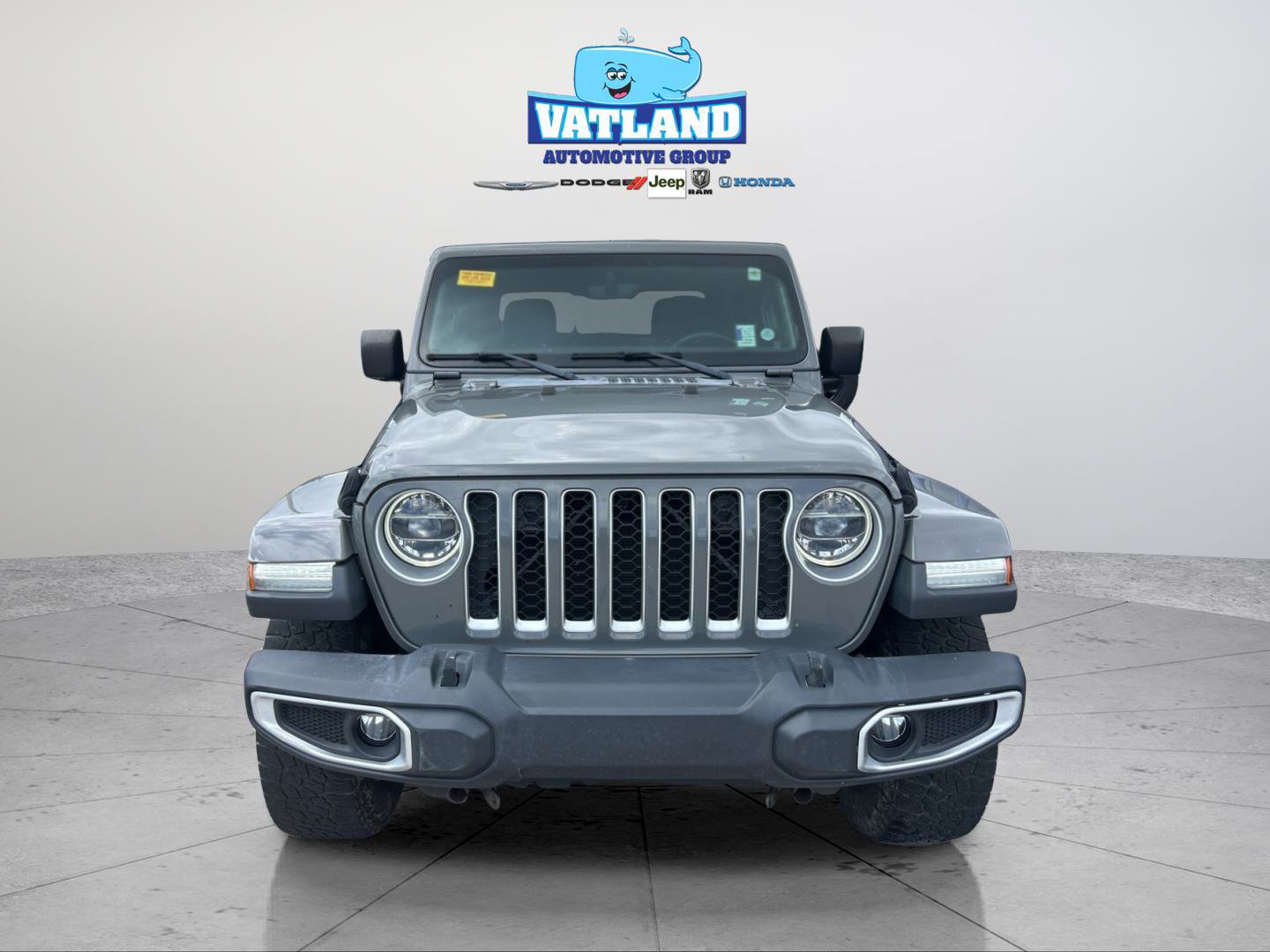 Certified 2020 Jeep Gladiator Overland w/ Popular Equipment Package AWD/4WD image 21