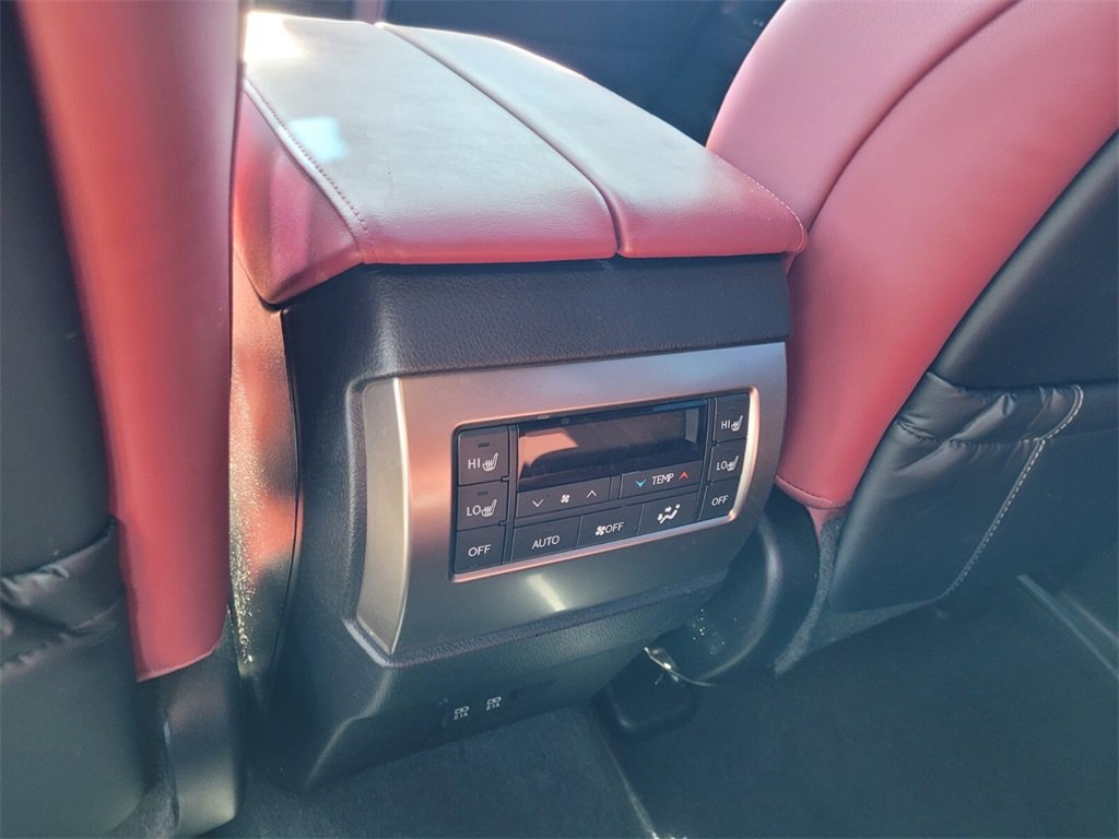 Used 2023 Lexus GX 460 Premium w/ Premium Plus Package image 8