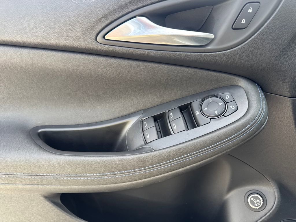 New 2026 Buick Encore GX Sport Touring w/ Advanced Technology Package FWD image 23